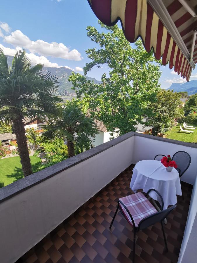 Hotel Eden Guesthouse マルレンゴ エクステリア 写真